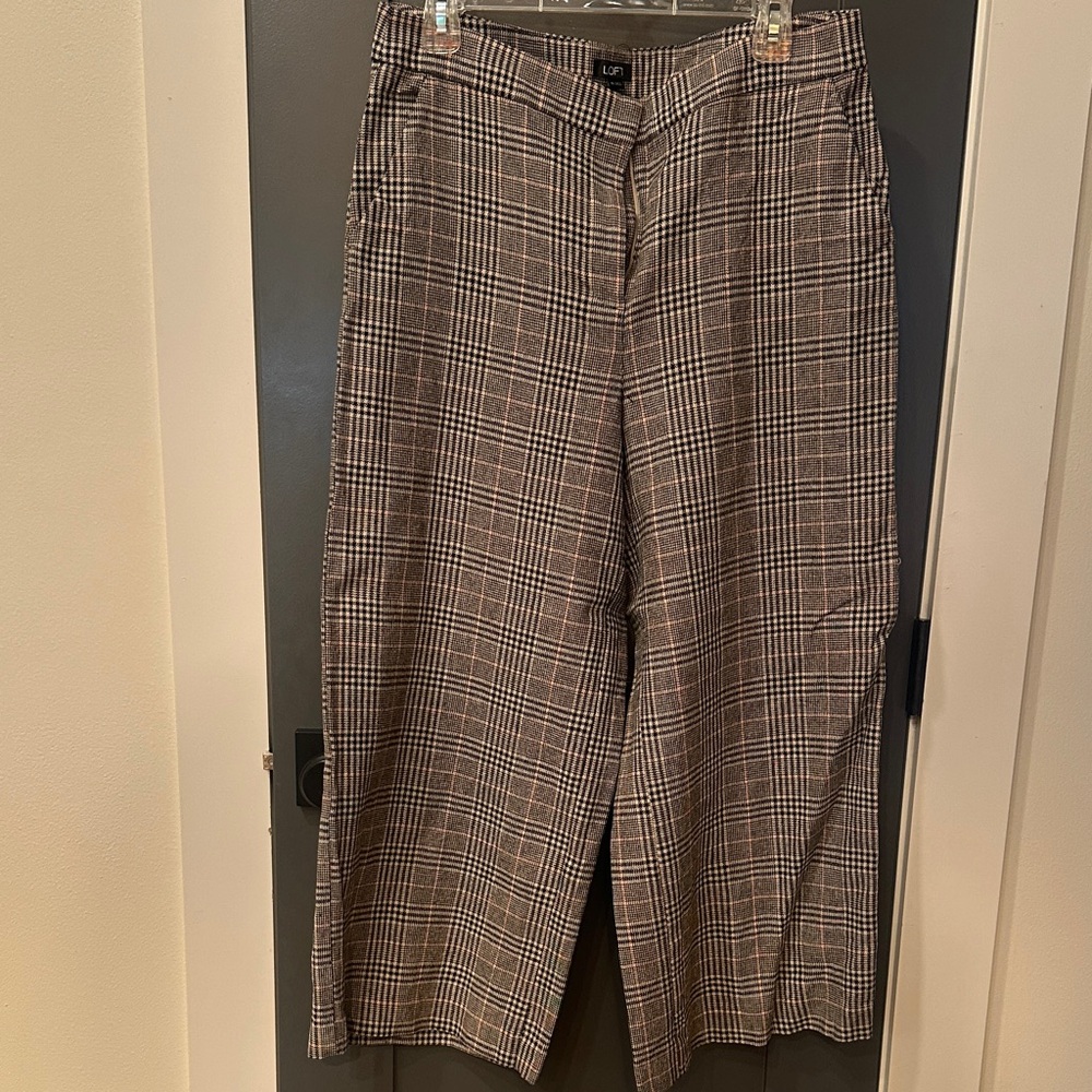 LOFT WoMen's Checkered Pants - Black and White